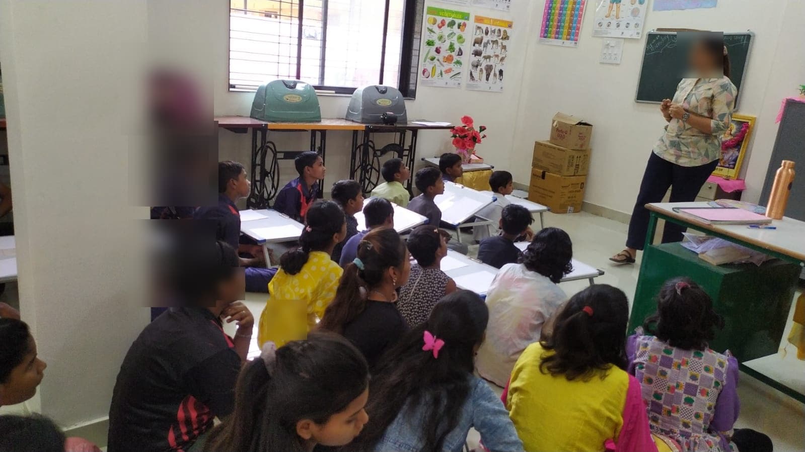 Class Room - Photo